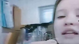 艾米莉 在线观看,穿越时空的奇幻之旅