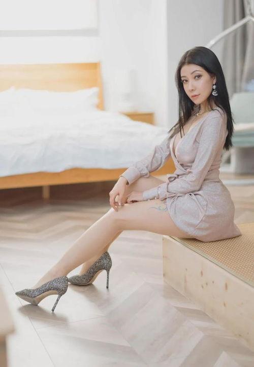 尤物蜜雪儿在线观看,性感女神的激情演绎