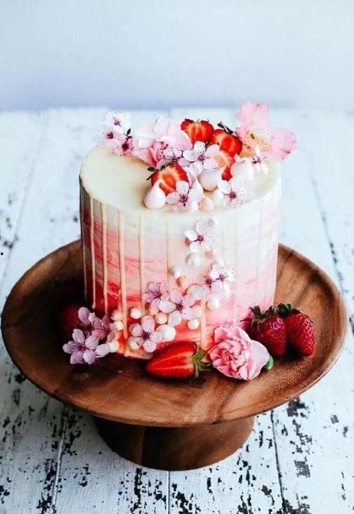 娱乐吃瓜酱蛋糕视频在线观看,揭秘网红美食背后的故事